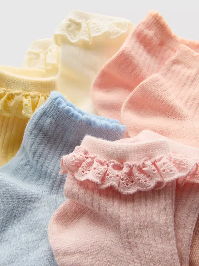 Conjunto de 5 pares de meias curtas com canelado e folhos