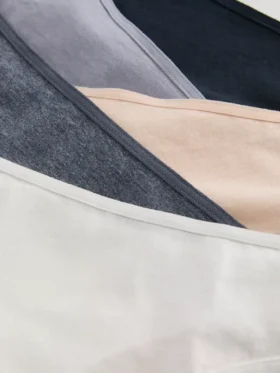 Conjunto de 5 tangas de cor sólida