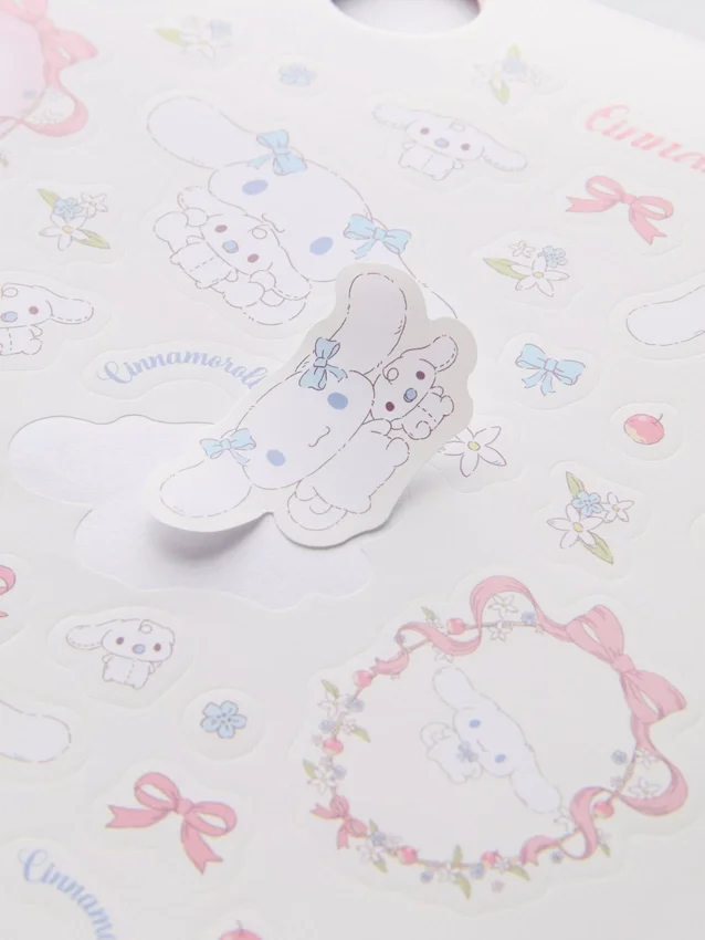 Conjunto de 500 autocolantes da Hello Kitty e do Cinnamoroll