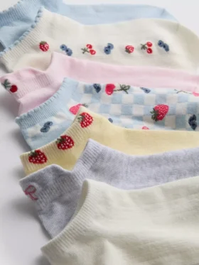 Conjunto de 7 pares de meias curtas com padrões de frutas