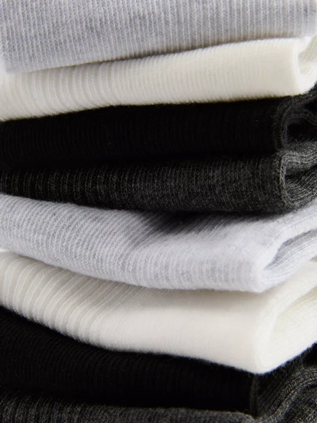 Conjunto de 7 pares de meias neutras para sapatilhas