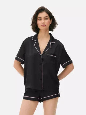 Conjunto de calções de pijama estilo «boyfriend» em cetim