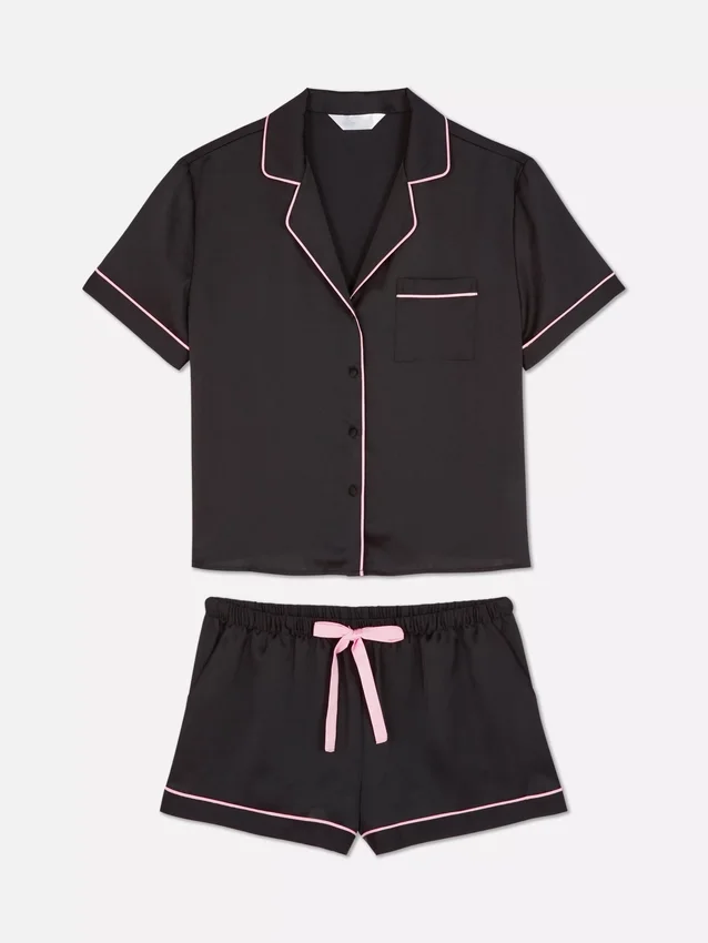 Conjunto de calções de pijama estilo «boyfriend» em cetim