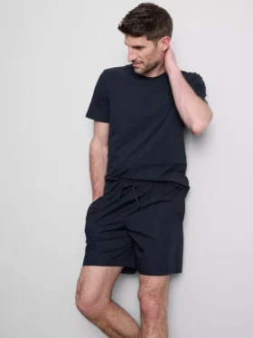 Conjunto de camisola e calções de pijama