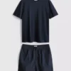 Conjunto de camisola e calções de pijama