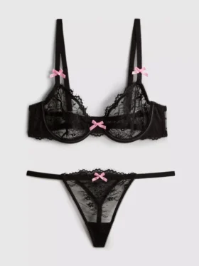 Conjunto de lingerie com aro em renda