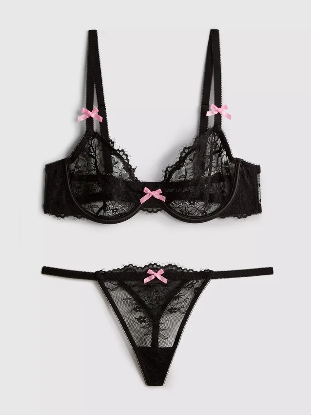 Conjunto de lingerie com aro em renda