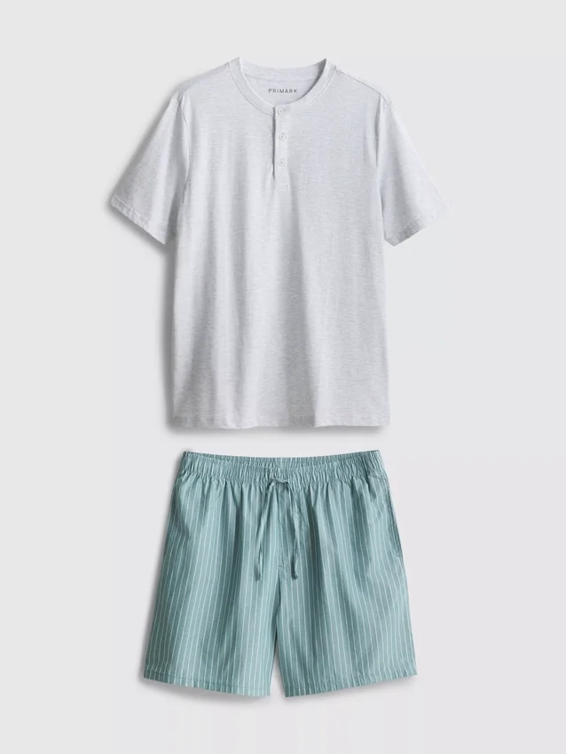 Conjunto de pijama curto com textura