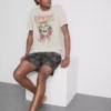 Conjunto de pijama curto Guns N' Roses de calções