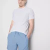 Conjunto de pijama curto às riscas de calções