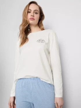 Conjunto de pijama de algodão estampado com gola redonda