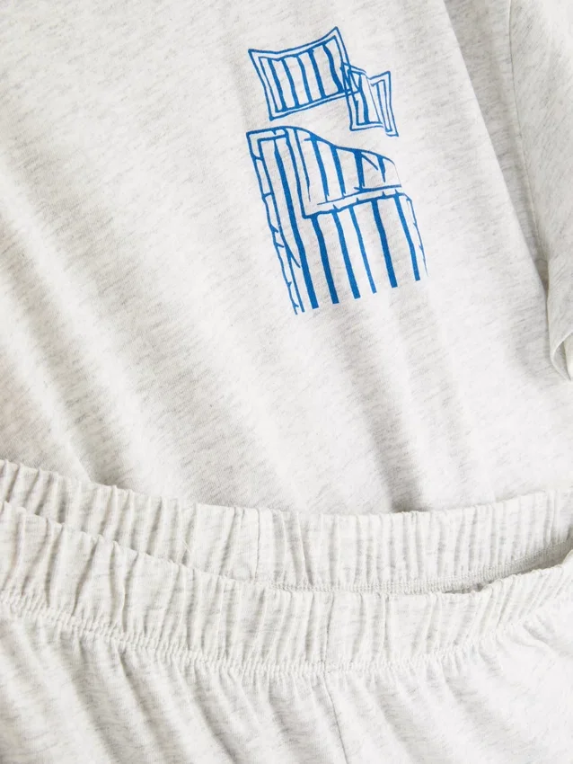 Conjunto de pijama de calções estampado