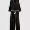 Conjunto de pijama estilo boyfriend com debrum em cetim