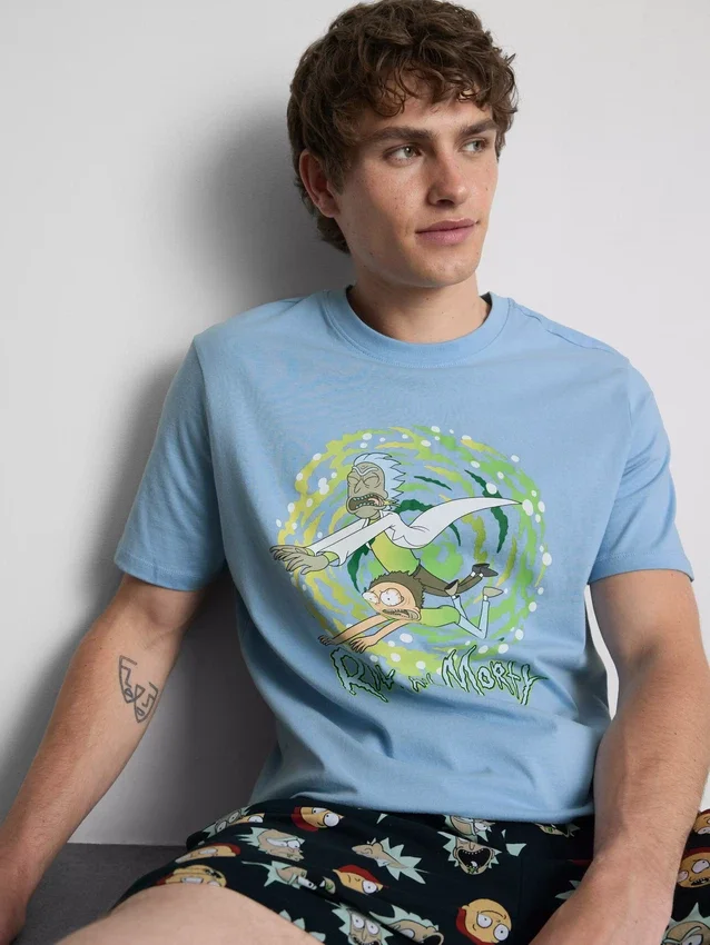 Conjunto de pijama Rick and Morty