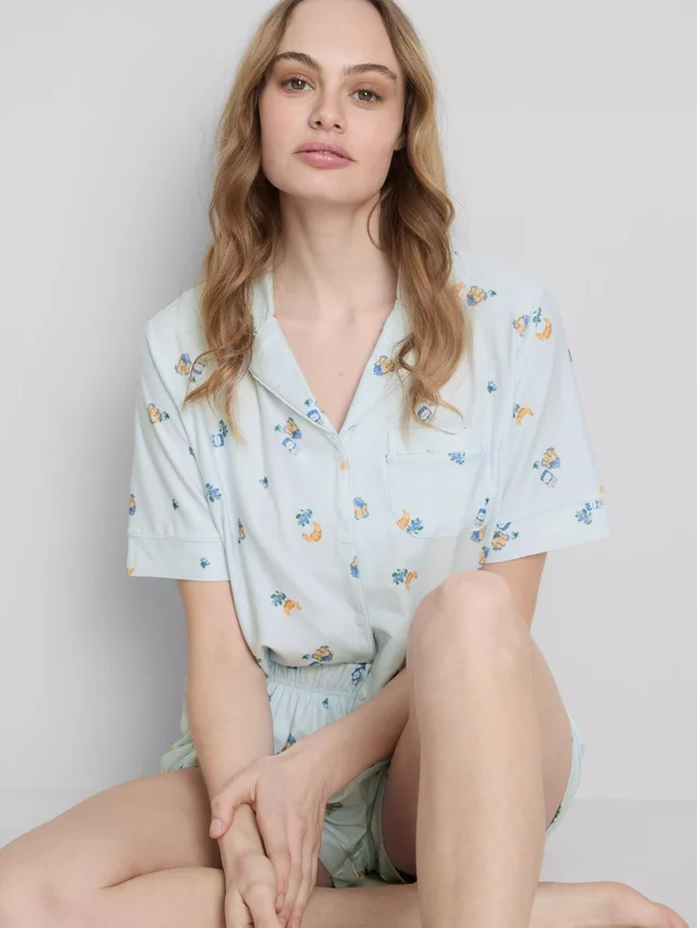 Conjunto de pijamas curto estilo «boyfriend» com estampado «Breakfast»