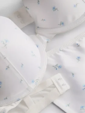 Conjunto de roupa interior push-up em cetim floral