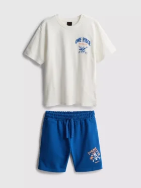 Conjunto de t-shirt e calções