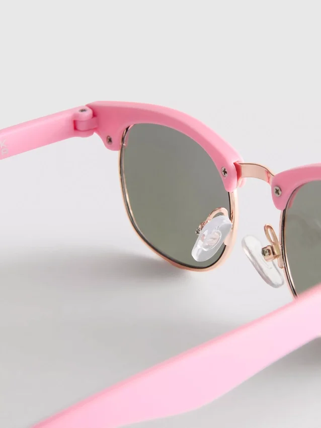 Óculos de sol com lentes redondas