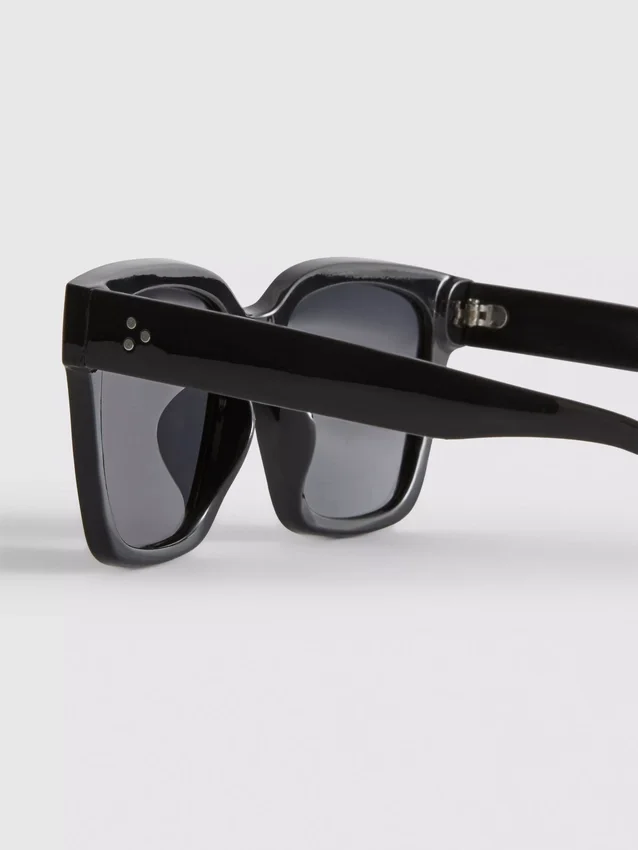 Óculos de sol oversize estilo «olho de gato»