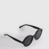 Óculos de sol redondos com lentes coloridas