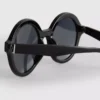 Óculos de sol redondos com lentes coloridas