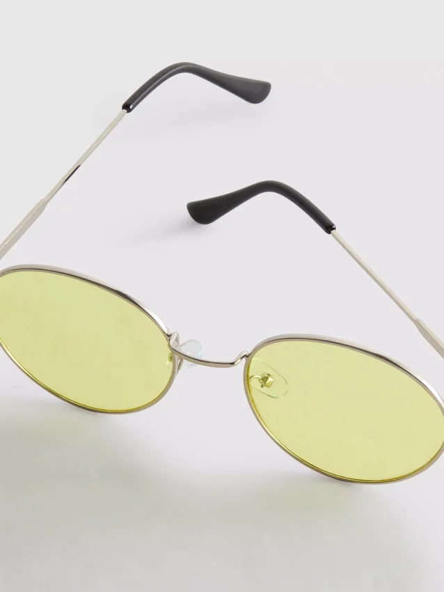 Óculos de sol redondos de metal com lentes coloridas