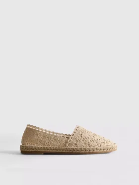 Espadrilhas com atacadores
