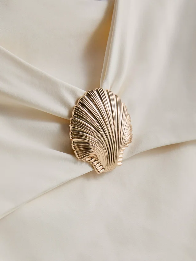 Fato de banho bandeau com detalhes em conchas