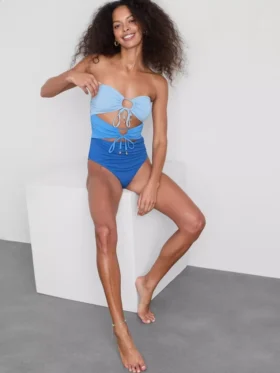 Fato de banho bandeau com recortes