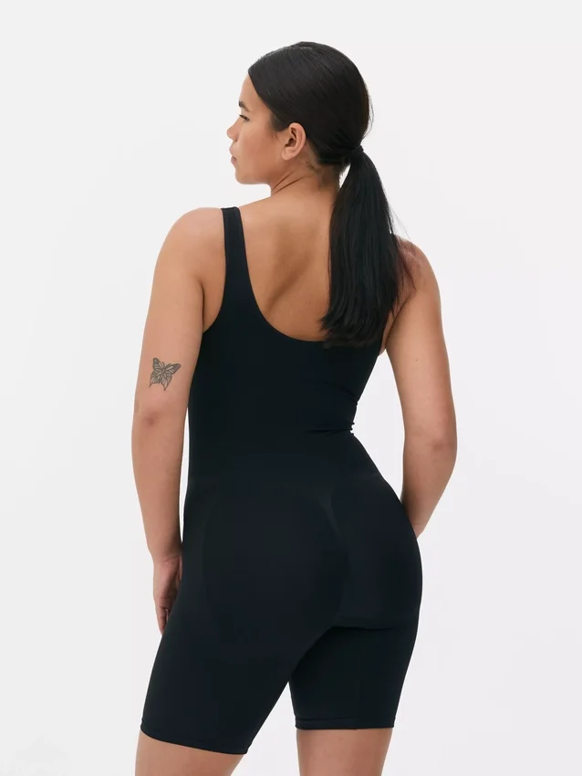 Fato de corpo modelador sem costuras