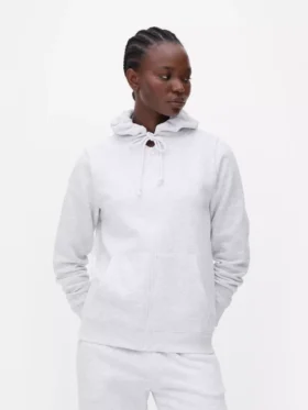 Hoodie essencial com fecho de correr