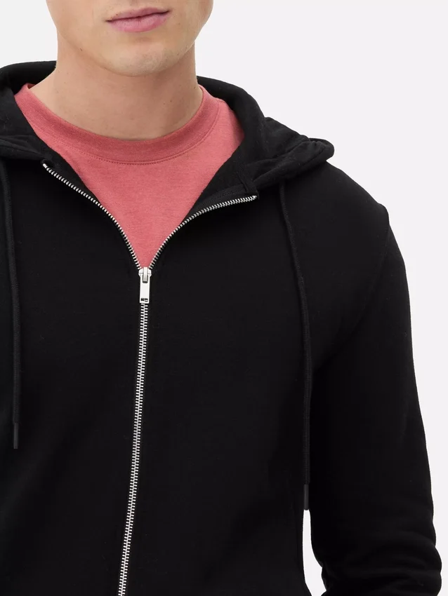 Hoodie essencial com fecho de correr