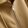 Hoodie essencial com fecho de correr