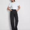 Jeans de cintura alta e perna reta