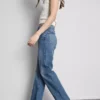 Jeans de cintura alta e perna reta