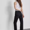 Jeans de cintura alta e perna reta