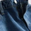 Jeans de cintura alta e perna reta