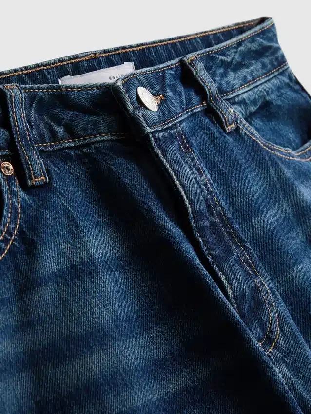 Jeans de cintura alta e perna reta
