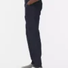 Jeans de cintura média e corte justo