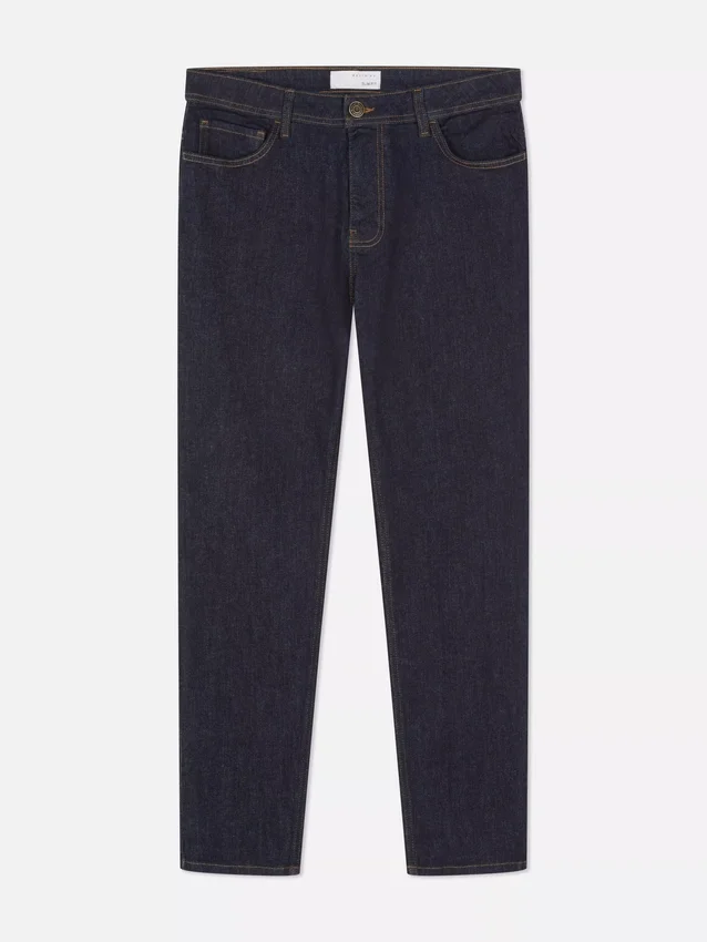 Jeans de cintura média e corte justo