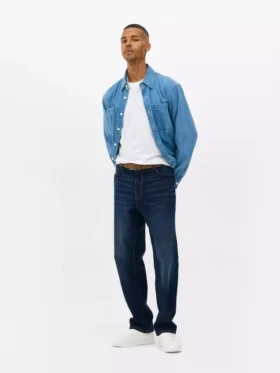 Jeans de cintura média e perna reta
