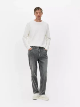 Jeans de cintura média e perna reta