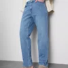 Jeans de cintura média e perna reta