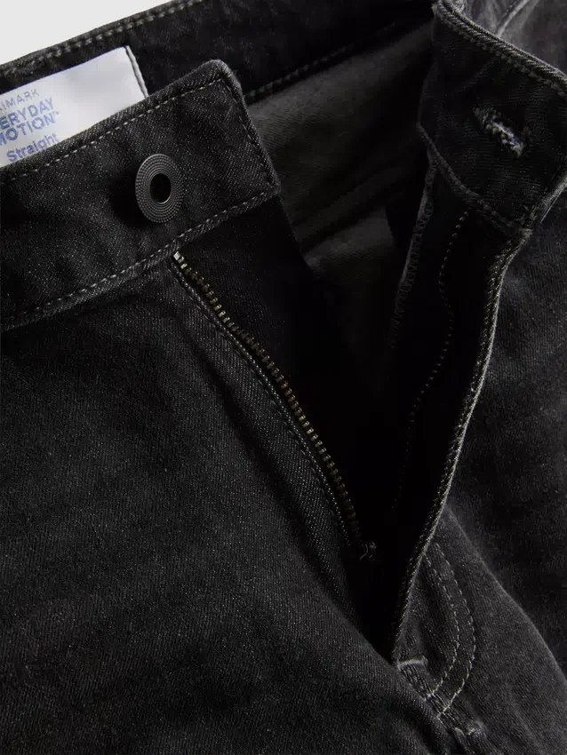 Jeans de cintura média e perna reta