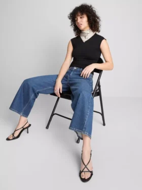 Jeans de ganga curtos de perna larga