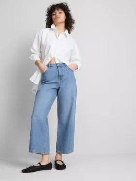 Jeans de ganga curtos de perna larga