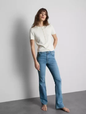 Jeans de ganga de algodão, cintura média e perna larga