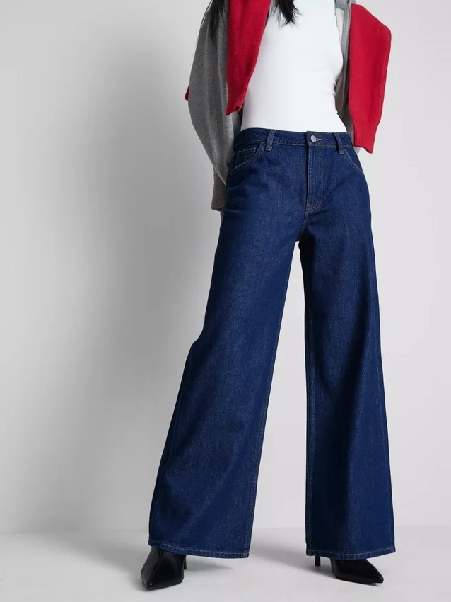 Jeans de ganga de algodão, cintura média e perna larga