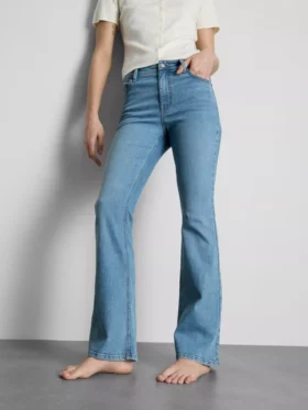 Jeans de ganga de algodão, cintura média e perna larga