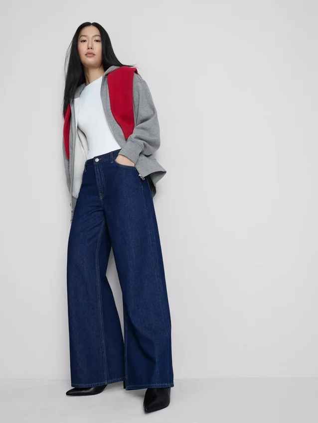 Jeans de ganga de algodão, cintura média e perna larga